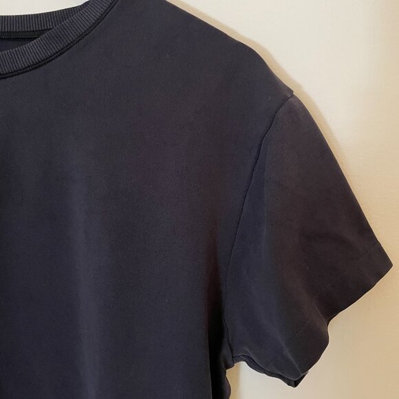 Athleta Women's Relaxed Tee, Size M, Pre-Owned - Fair Condition - Picture 2 of 4